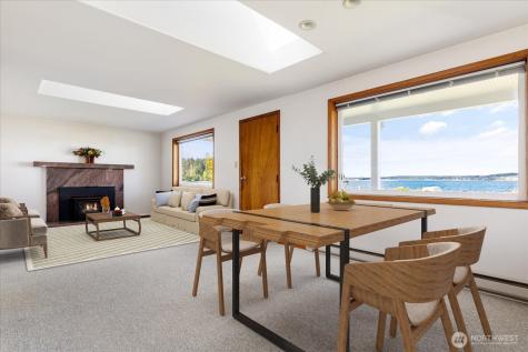 301 Snakelum Point Road Coupeville WA 98239