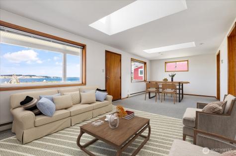 301 Snakelum Point Road Coupeville WA 98239