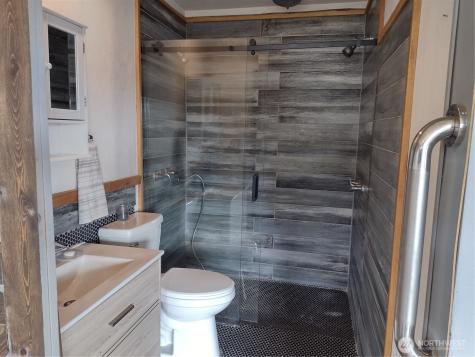 6 Tanager Lane Republic WA 99166