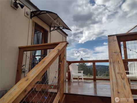 6 Tanager Lane Republic WA 99166