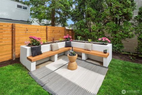 11026 Evanston Avenue N Seattle WA 98133