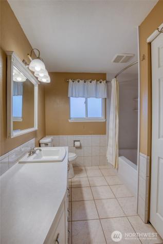 1120 N Fairfield Street Aberdeen WA 98520