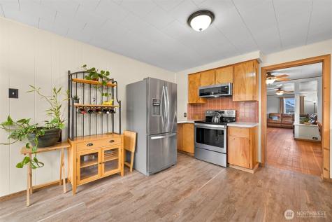 218 Evergreen Street Mount Vernon WA 98273