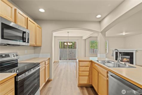 17813 73rd Avenue Court E Puyallup WA 98375