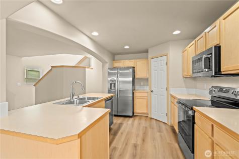 17813 73rd Avenue Court E Puyallup WA 98375
