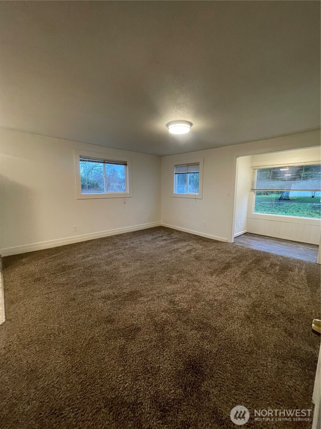 903 Howard Street Raymond WA 98577