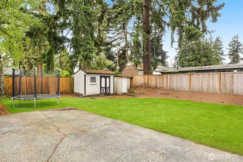 627 166th Avenue NE Bellevue WA 98008