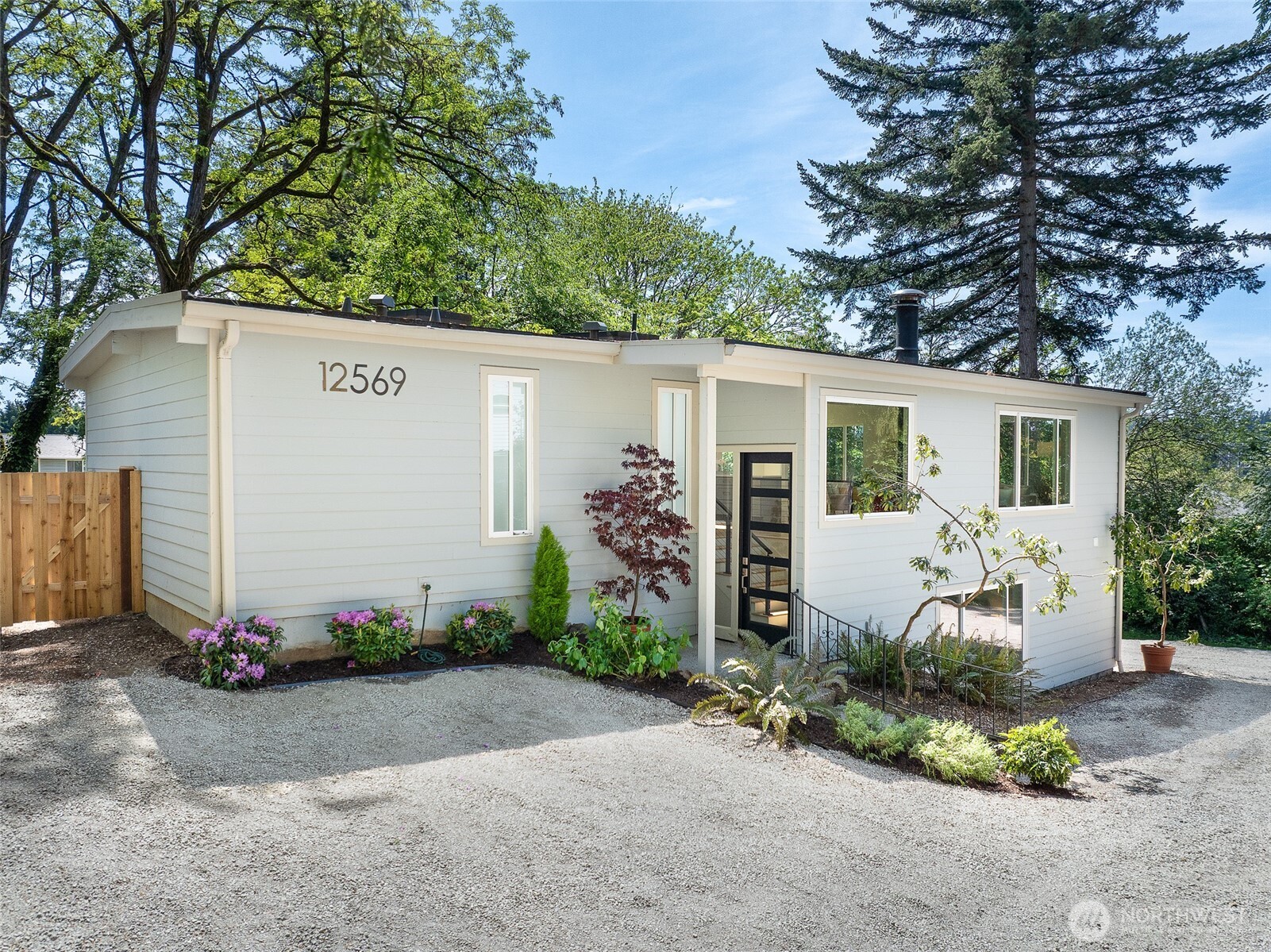 12569 37th Avenue NE Seattle WA 98125