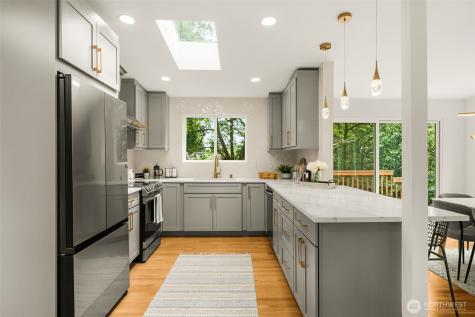 12569 37th Avenue NE Seattle WA 98125