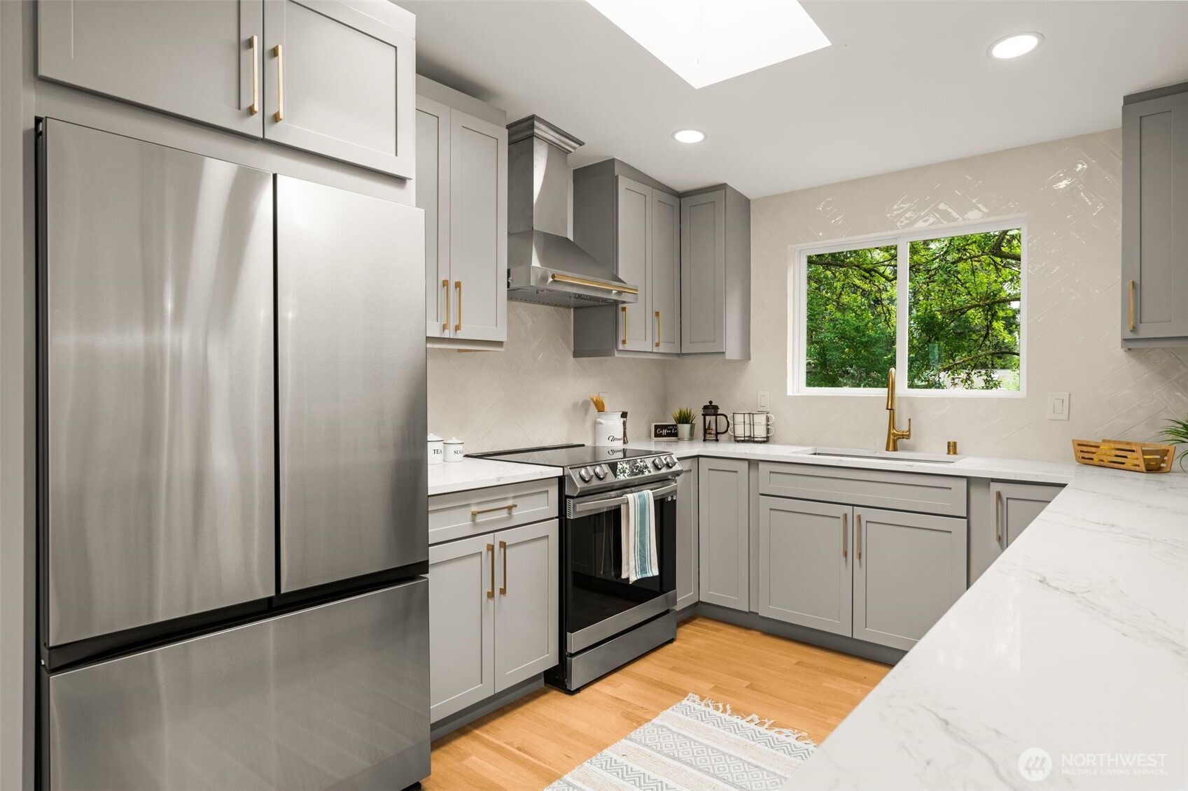 12569 37th Avenue NE Seattle WA 98125