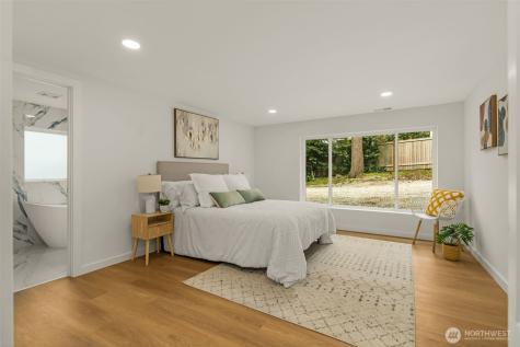 12569 37th Avenue NE Seattle WA 98125