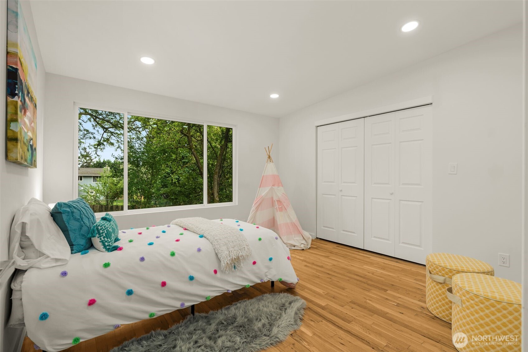12569 37th Avenue NE Seattle WA 98125