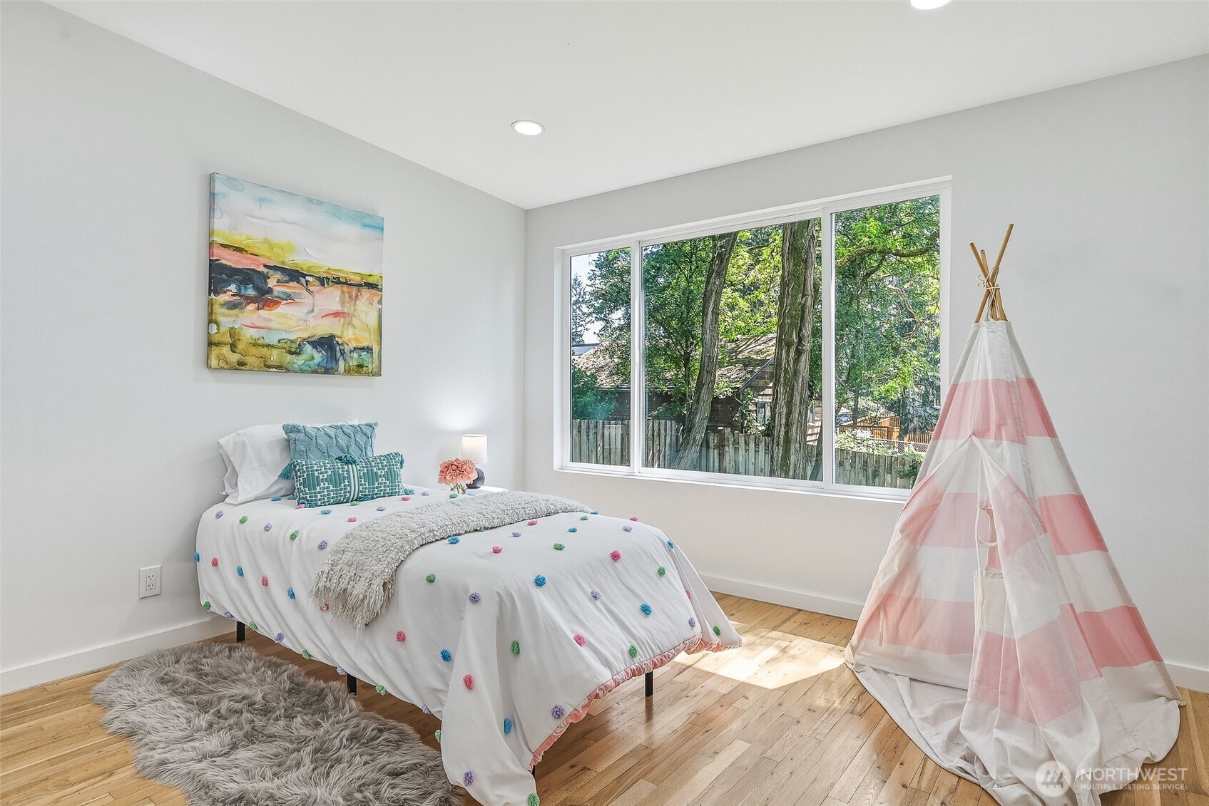 12569 37th Avenue NE Seattle WA 98125