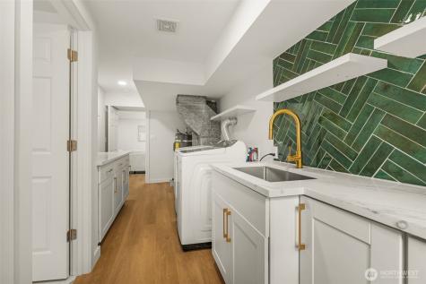12569 37th Avenue NE Seattle WA 98125
