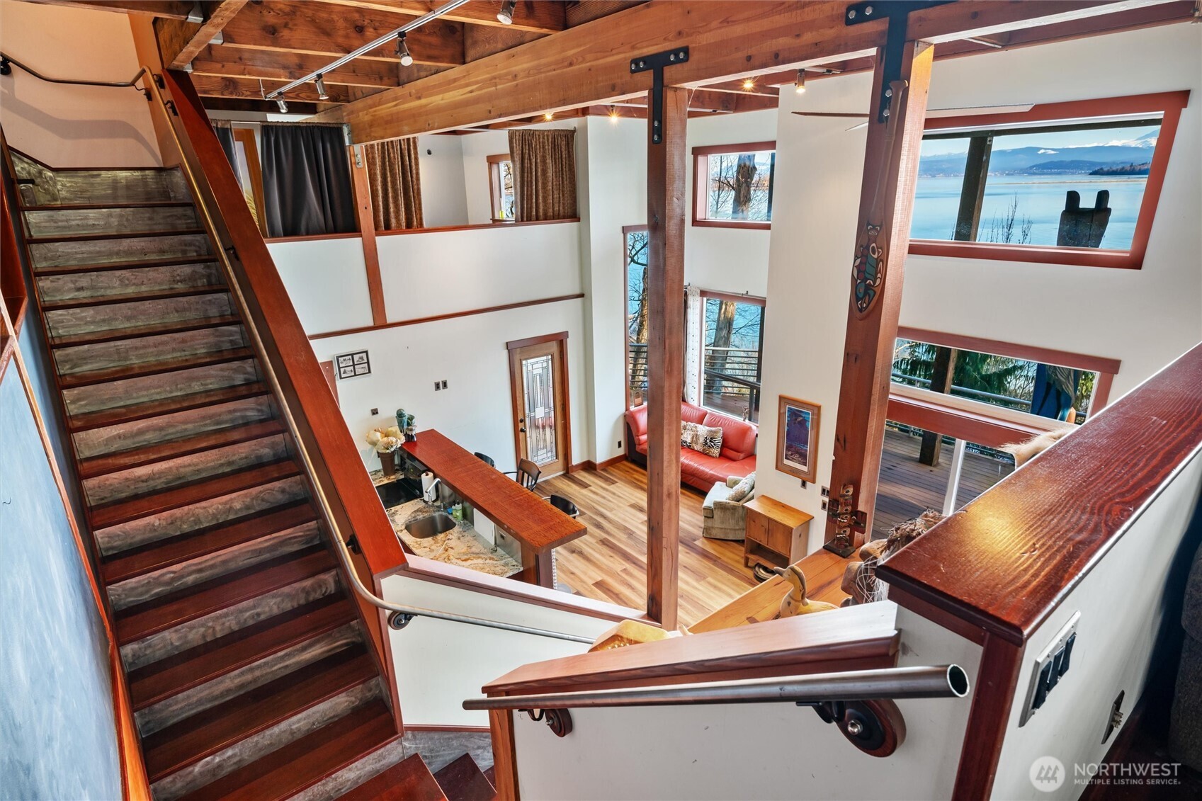 1822 Seacrest Drive Lummi Island WA 98262
