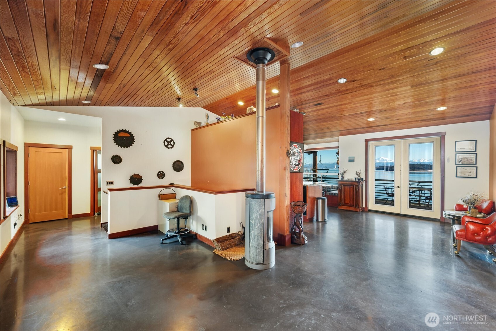 1822 Seacrest Drive Lummi Island WA 98262