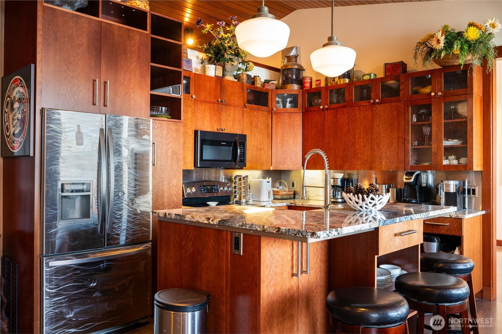 1822 Seacrest Drive Lummi Island WA 98262