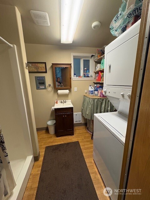 1021 N Potlatch Hoodsport WA 98548