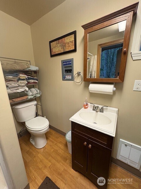 1021 N Potlatch Hoodsport WA 98548