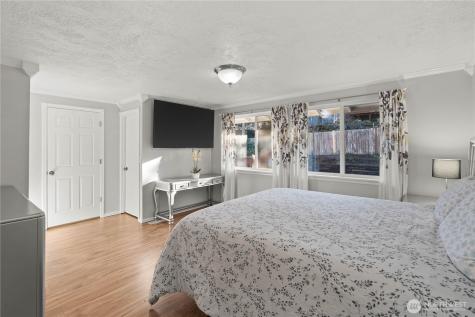 3907 SW 328th Street Federal Way WA 98023