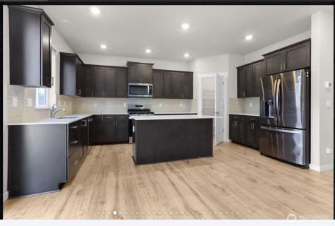 18823 111th Avenue E Puyallup WA 98374