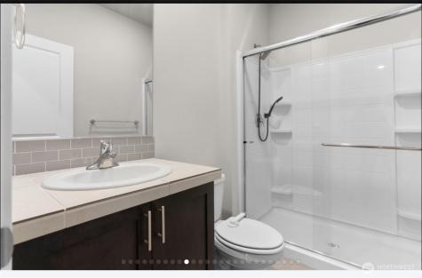 18823 111th Avenue E Puyallup WA 98374