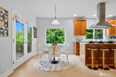 10115 NE 24th St, Bellevue Bellevue WA 98004