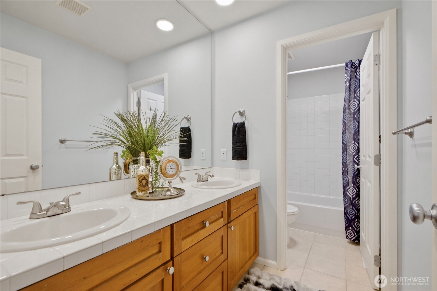 10115 NE 24th St, Bellevue Bellevue WA 98004