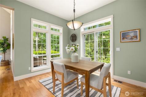 3029 Yankee Girl Circle NE Bainbridge Island WA 98110