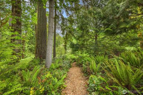 3029 Yankee Girl Circle NE Bainbridge Island WA 98110