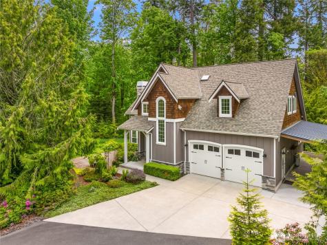 3029 Yankee Girl Circle NE Bainbridge Island WA 98110