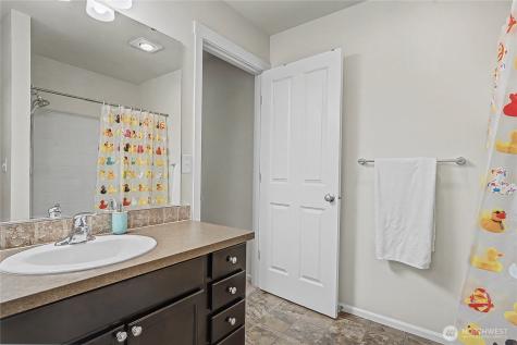 6629 Svea Court NE Lacey WA 98516