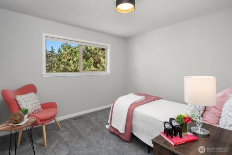 12516 SE 4th Place Bellevue WA 98005