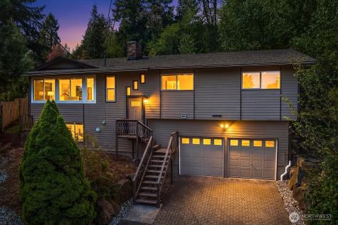 12516 SE 4th Place Bellevue WA 98005