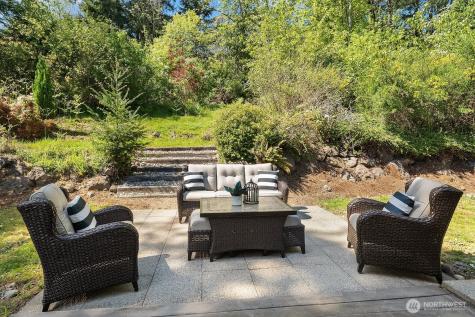 12516 SE 4th Place Bellevue WA 98005