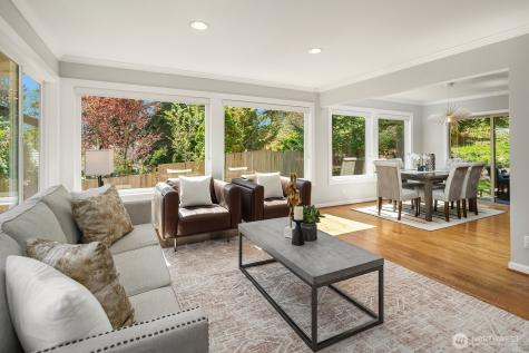 12516 SE 4th Place Bellevue WA 98005
