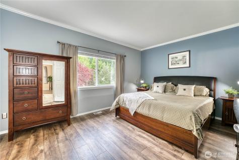 814 Jewil Drive Fox Island WA 98333