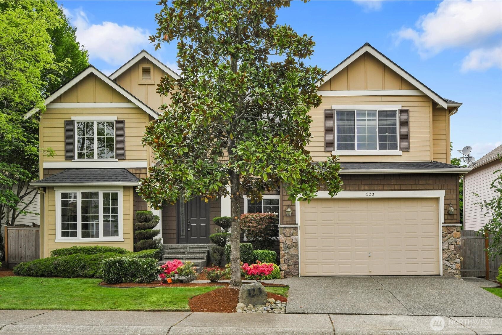 323 239th Court SE Sammamish WA 98074