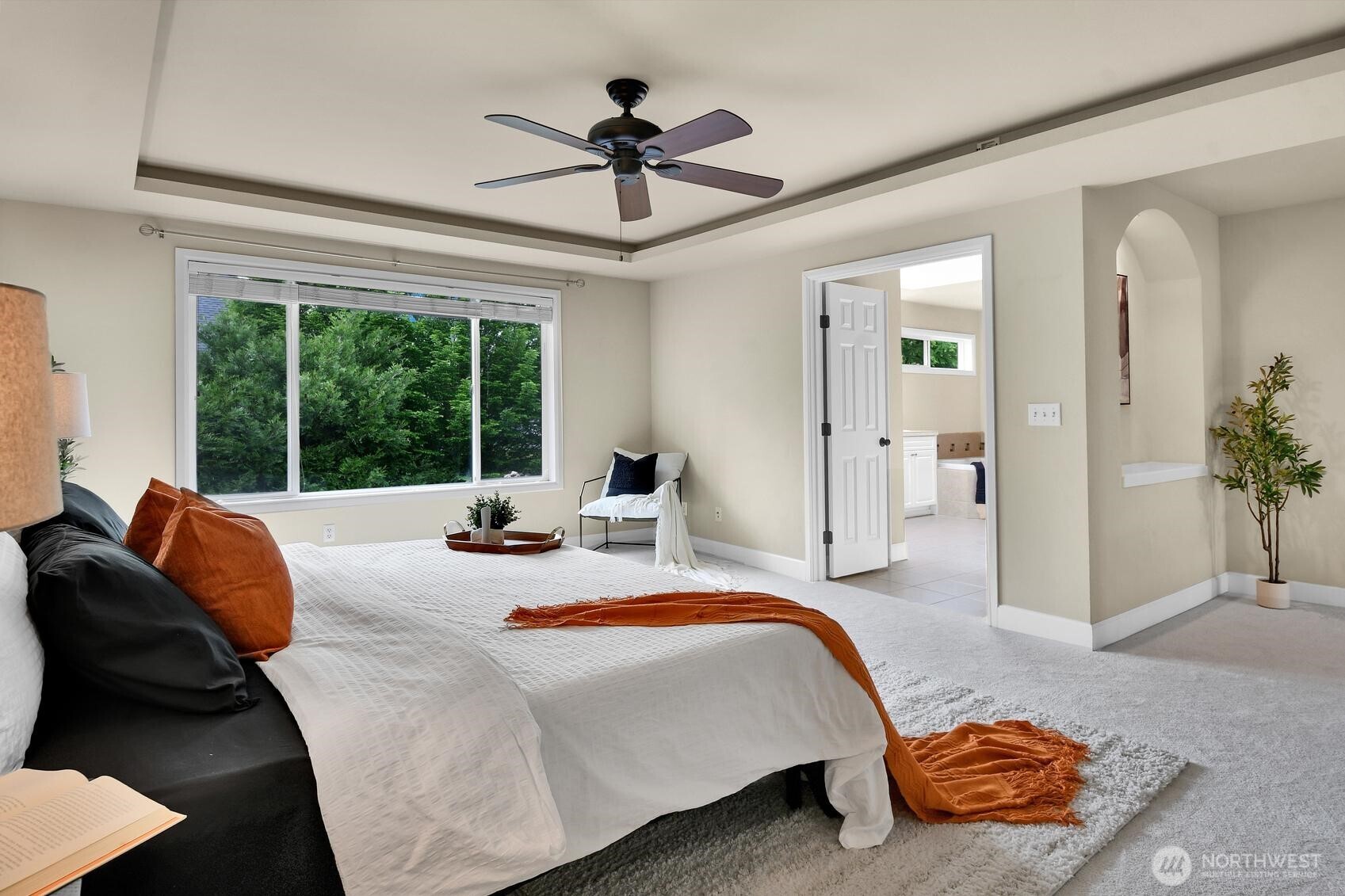 323 239th Court SE Sammamish WA 98074