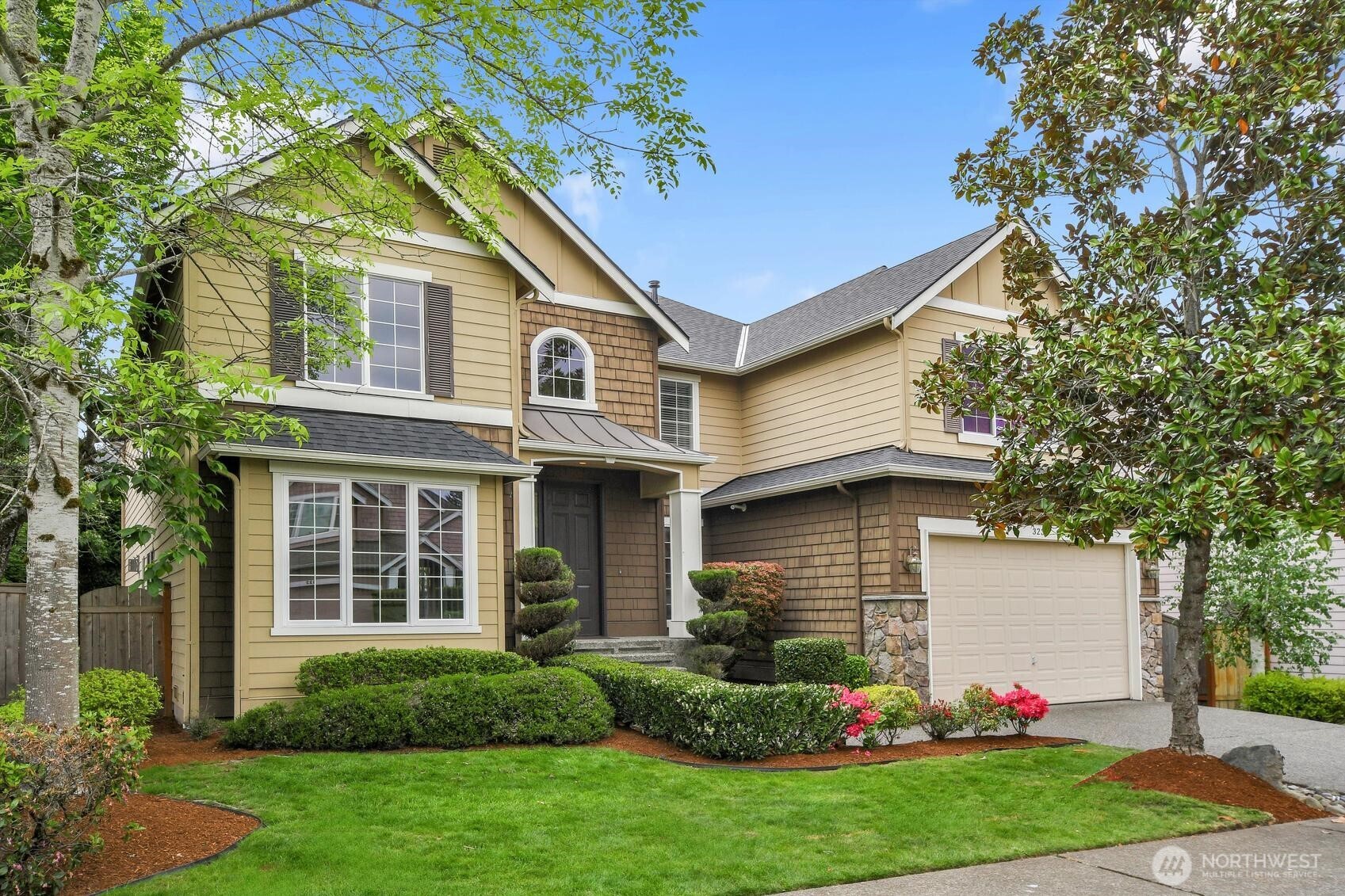 323 239th Court SE Sammamish WA 98074