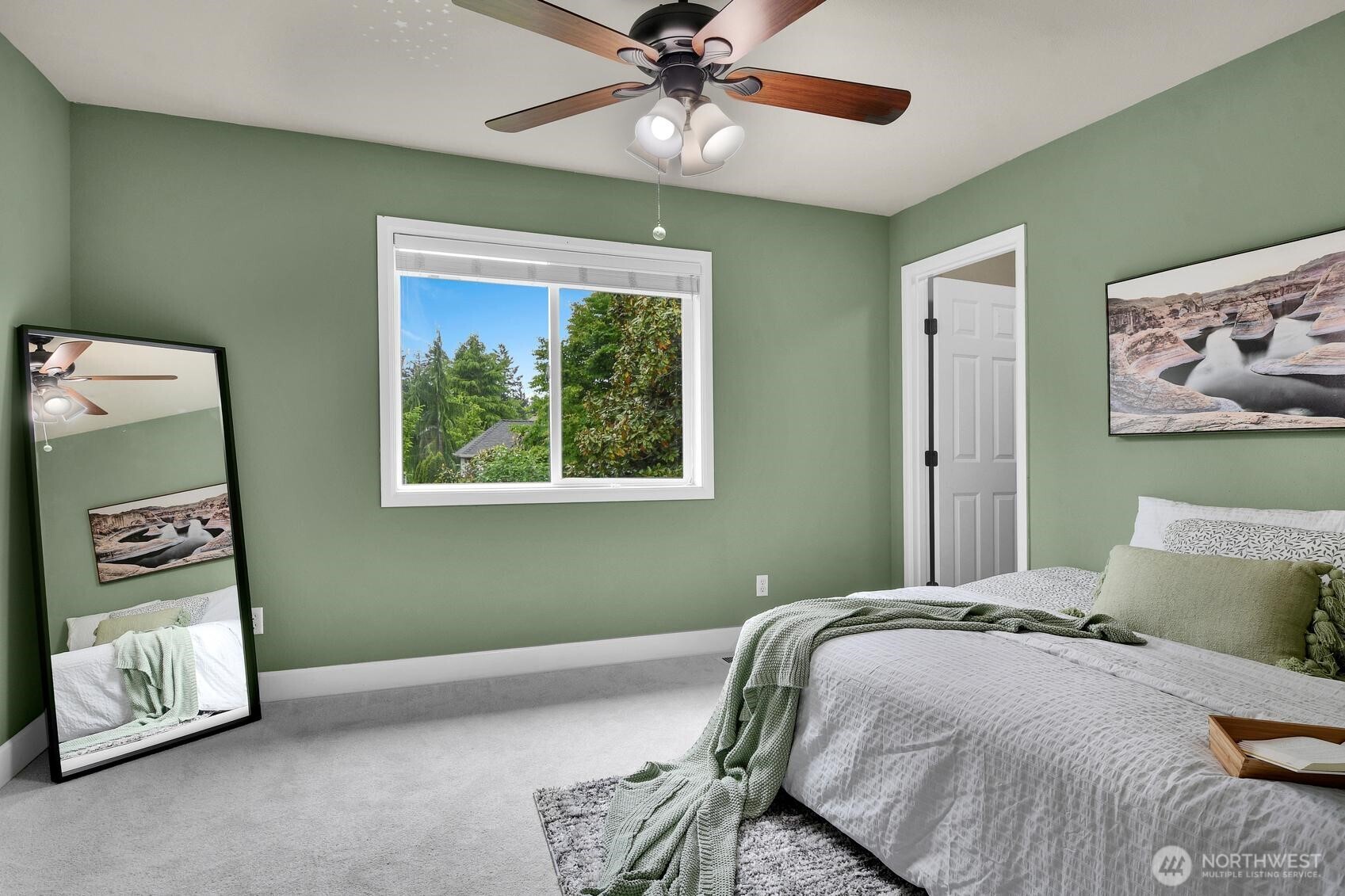 323 239th Court SE Sammamish WA 98074