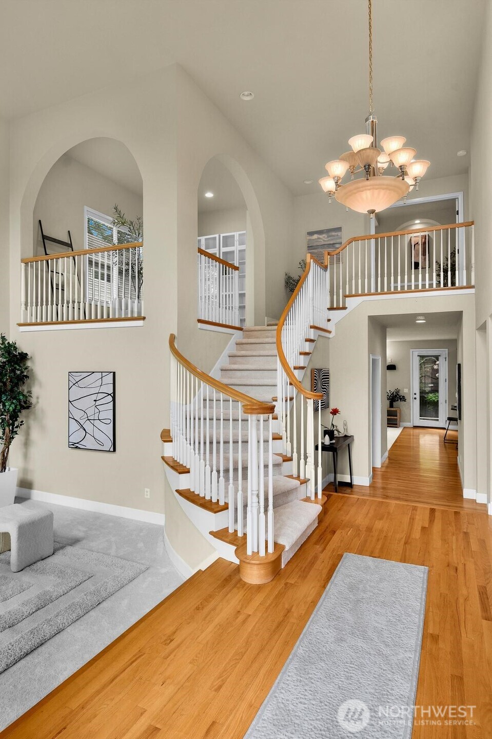 323 239th Court SE Sammamish WA 98074