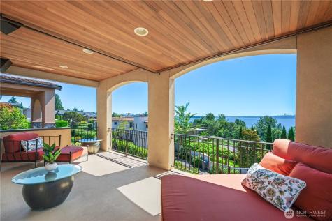 435 8th Avenue W Kirkland WA 98033