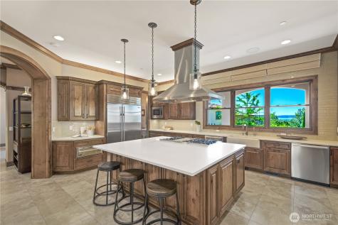 435 8th Avenue W Kirkland WA 98033