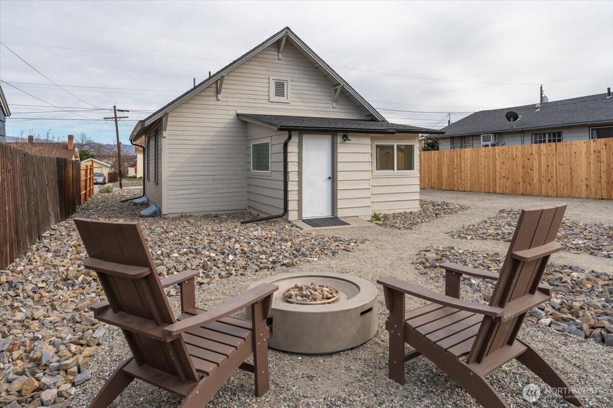 910 Walker Avenue Wenatchee WA 98801
