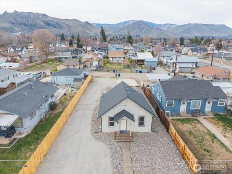 910 Walker Avenue Wenatchee WA 98801