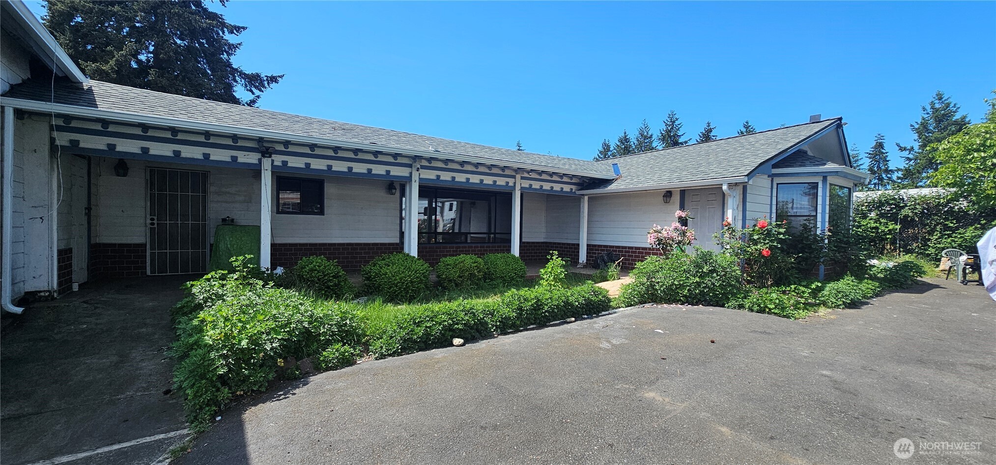 Lakewood WA, 9722 South Tacoma Way