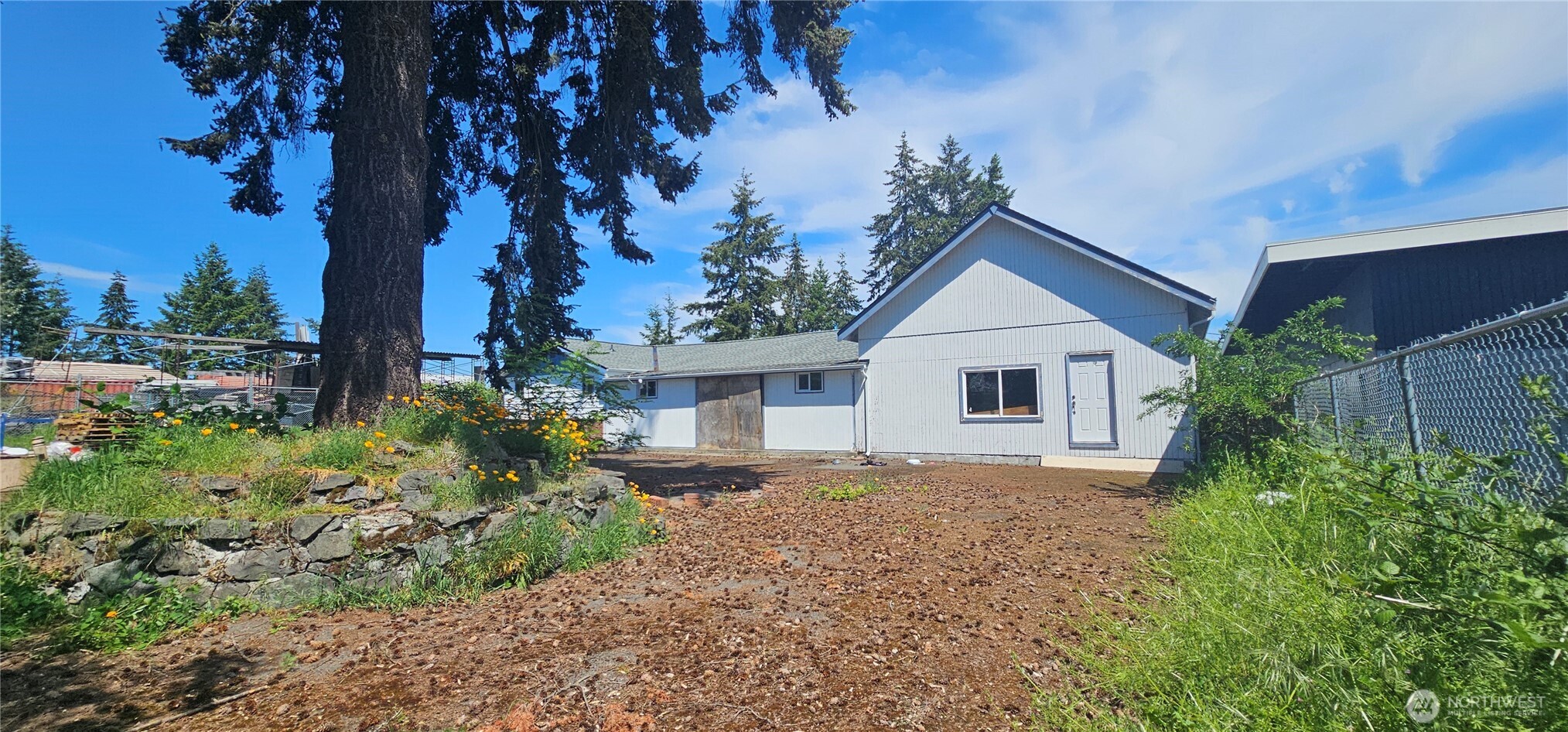 9722 South Tacoma Way Lakewood WA 98499