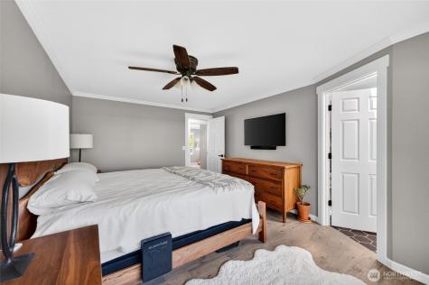 25103 170th Way SE Covington WA 98042