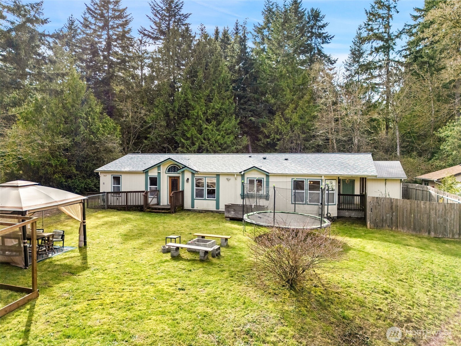 5037 SE Horstman Road Port Orchard WA 98366
